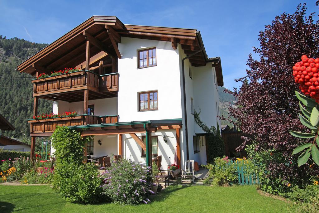 Apart Raetia Apartment Pfunds Exterior foto