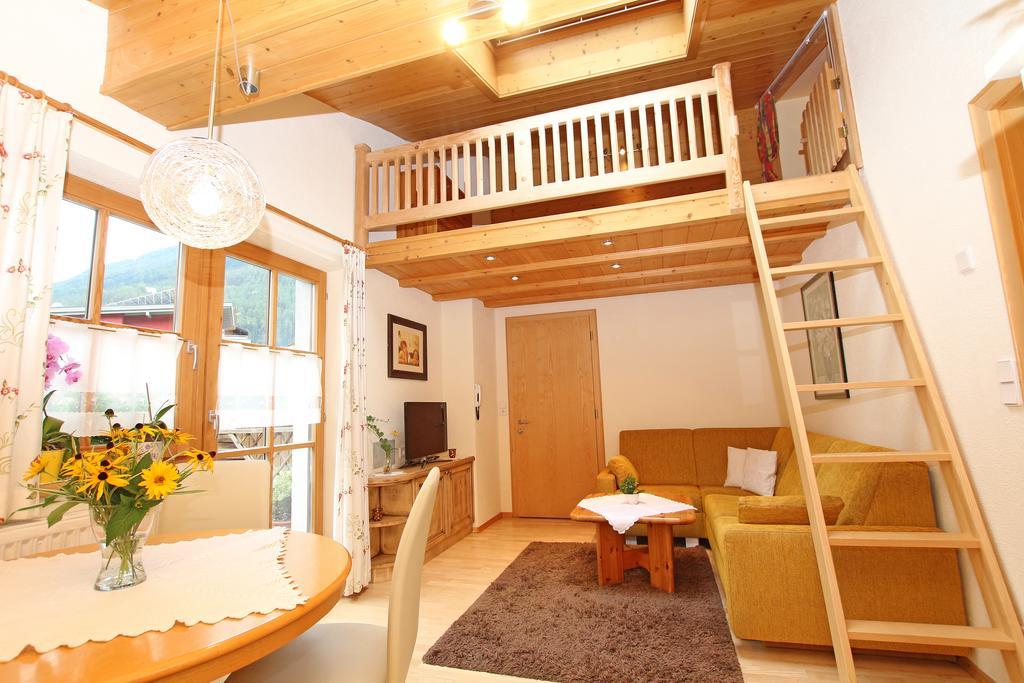 Apart Raetia Apartment Pfunds Exterior foto